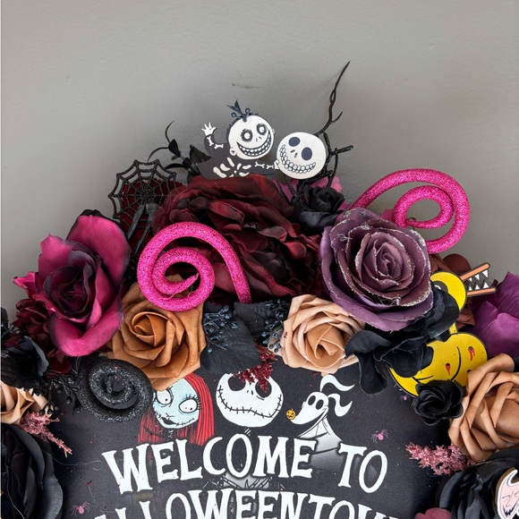 Halloween Town Wreath with Pink and Black Roses - Picture 5 of 6